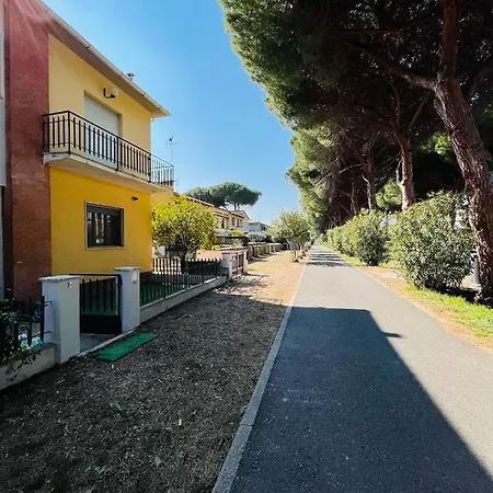 La Casa Dal Viale Al Mare * Cecina (Livorno)